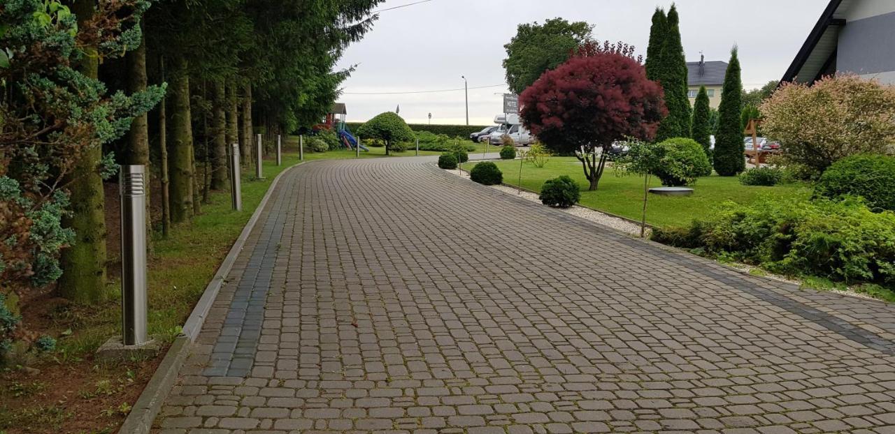 Motel Domowy Gosciniec Lomza Bagian luar foto